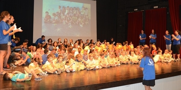 La festa de cloenda tanca una Escola d'Estiu de rècord