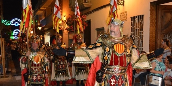 XXIII GRAN ENTRADA DE MOROS I CRISTIANS. Fotos 2 de 2