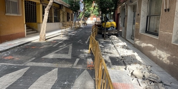 Obres de renovació de la xarxa hidràulica al carrer Sant Rafael