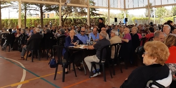 Dinar de germanor de l'associació de Persones Majors de Picanya